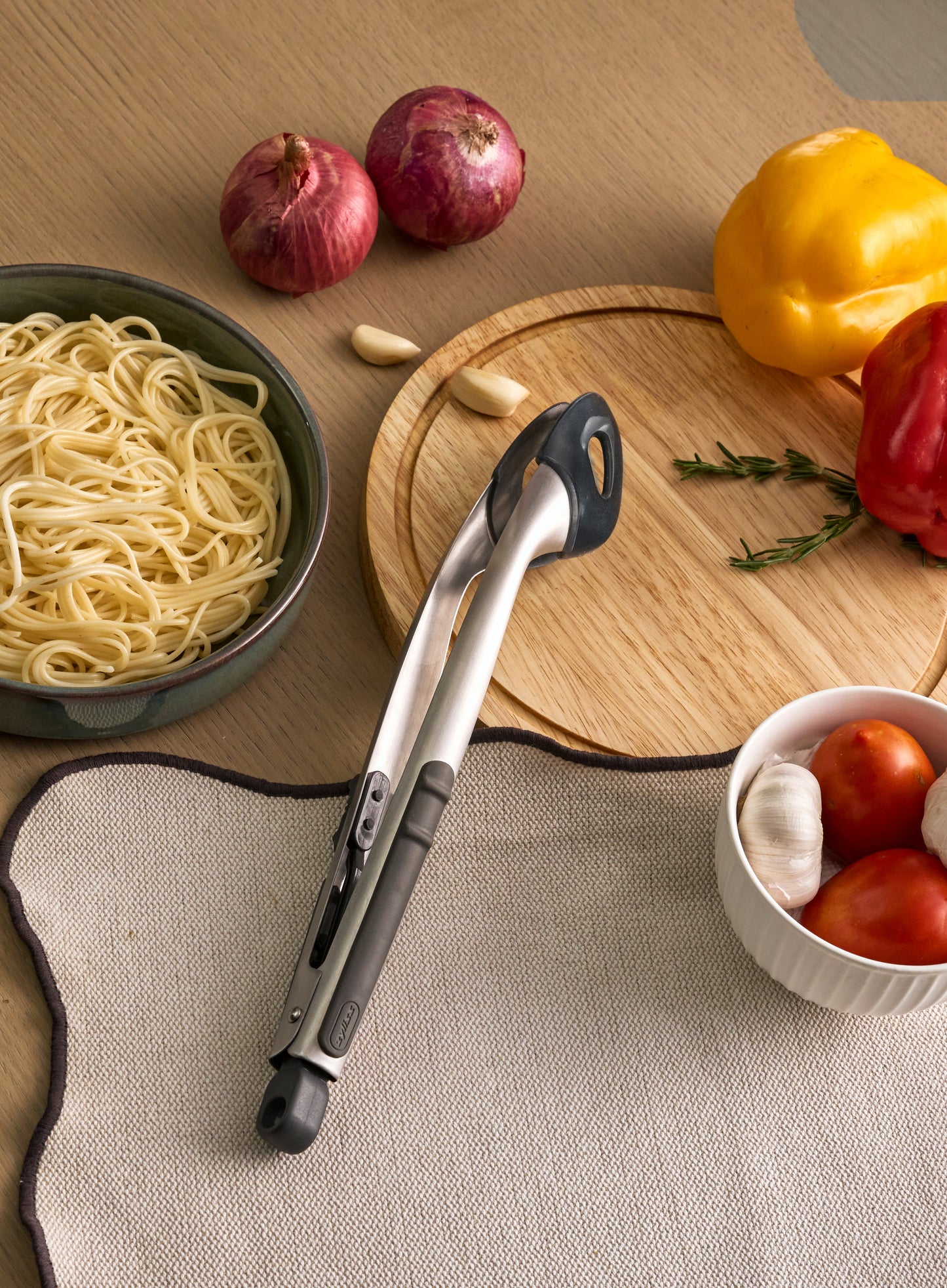 Silicone-Tipped Tongs