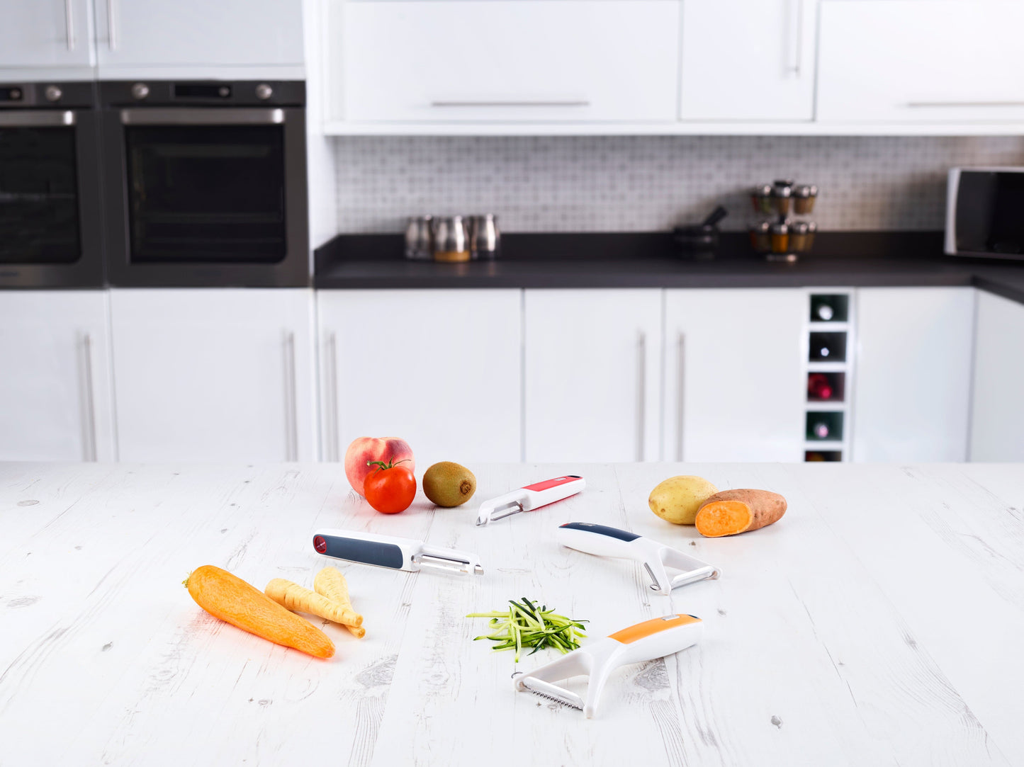 Smooth glide peeler set