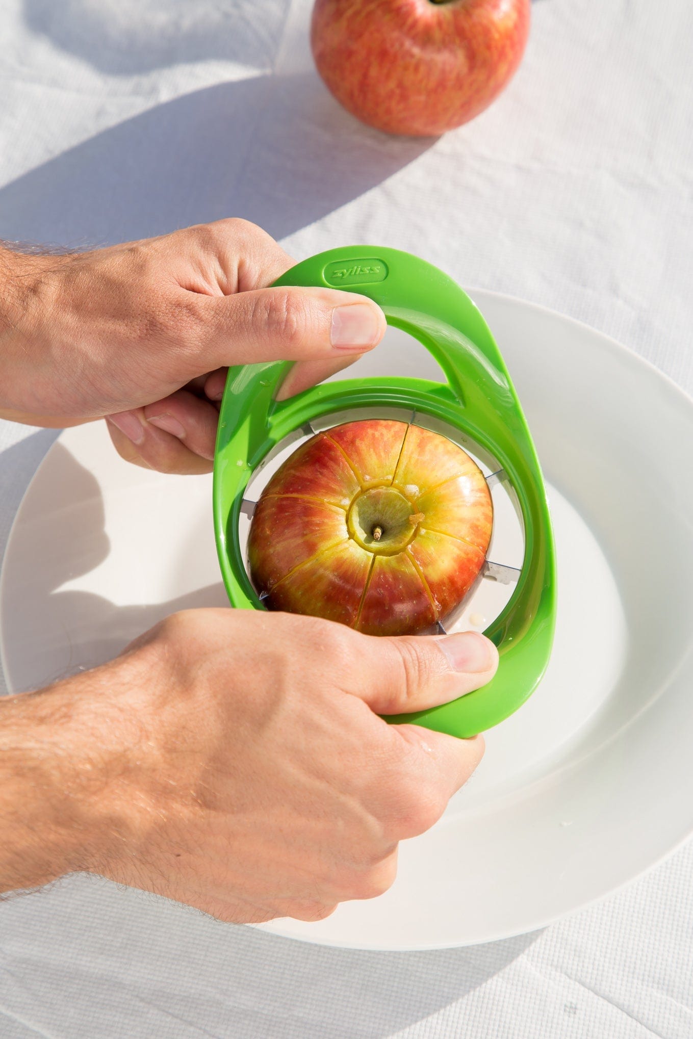 Apple divider