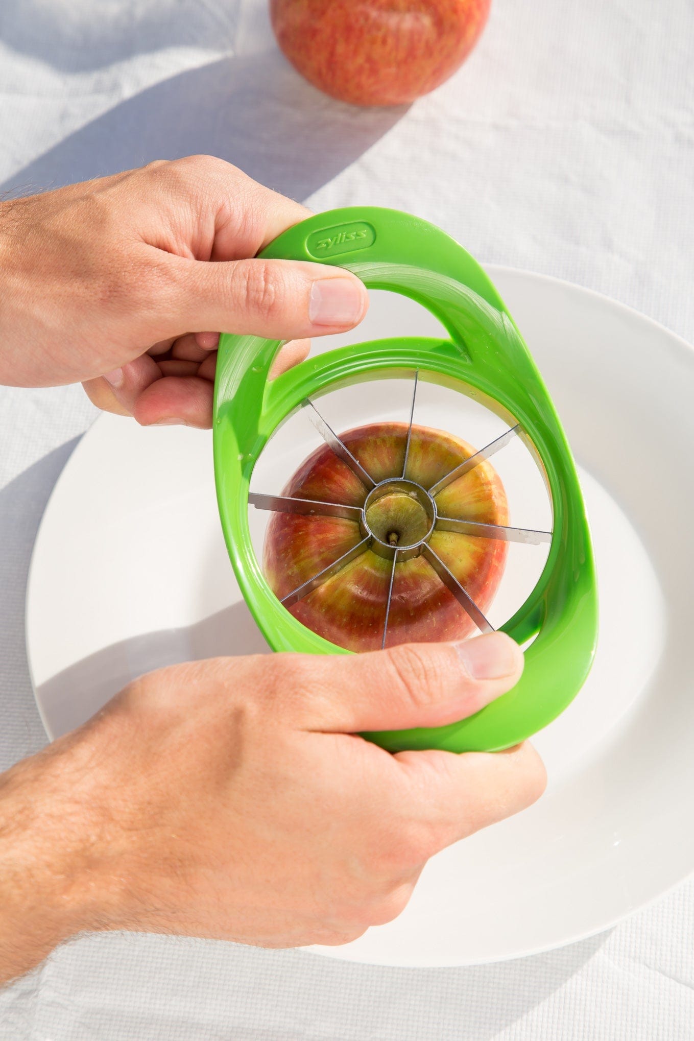 Apple divider