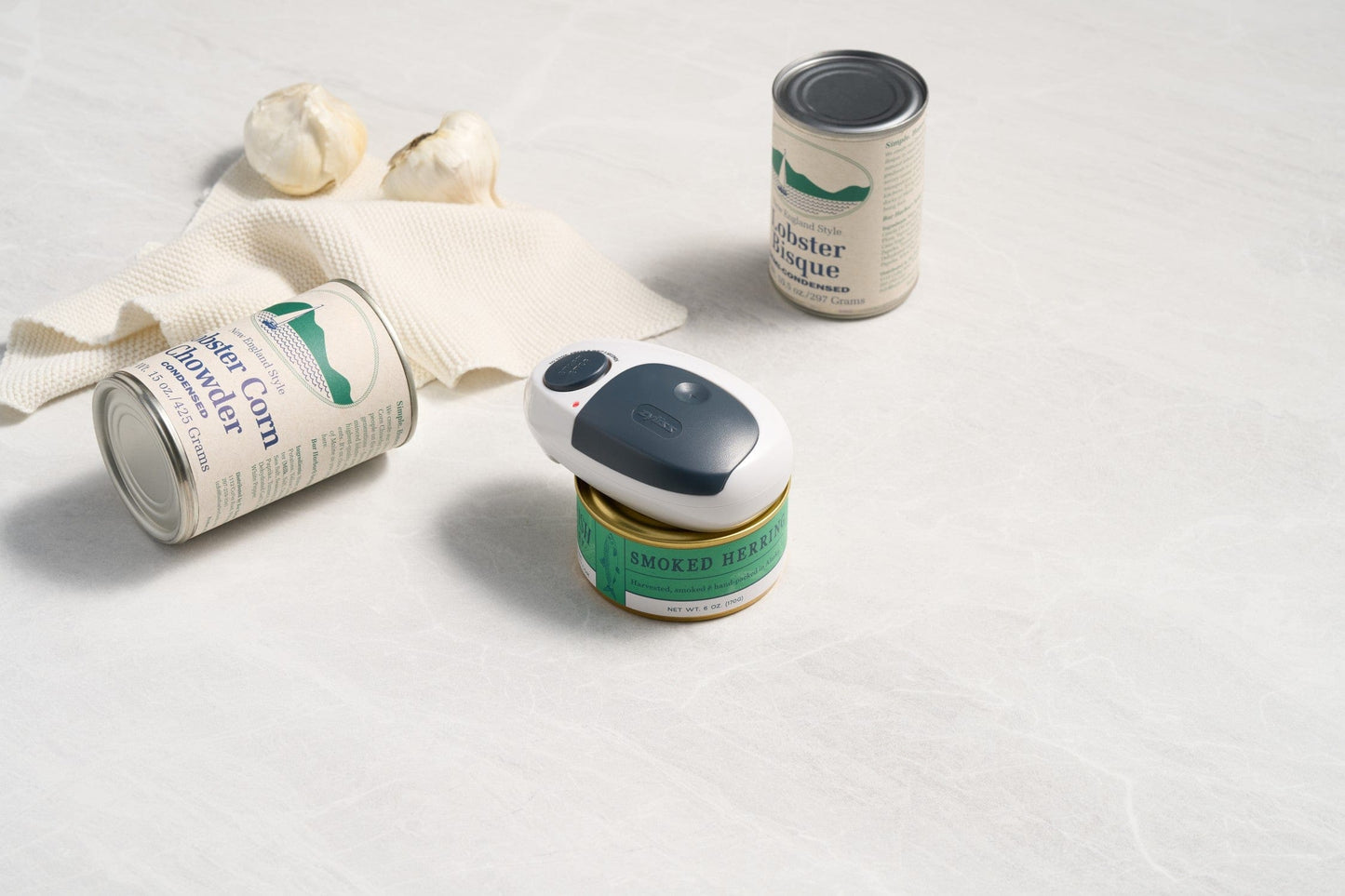 Easican electronic can opener