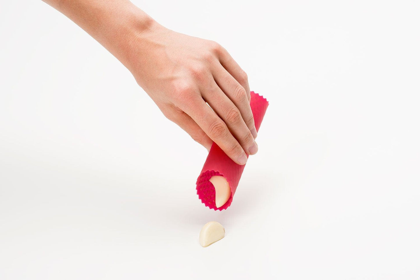 Garlic peeler