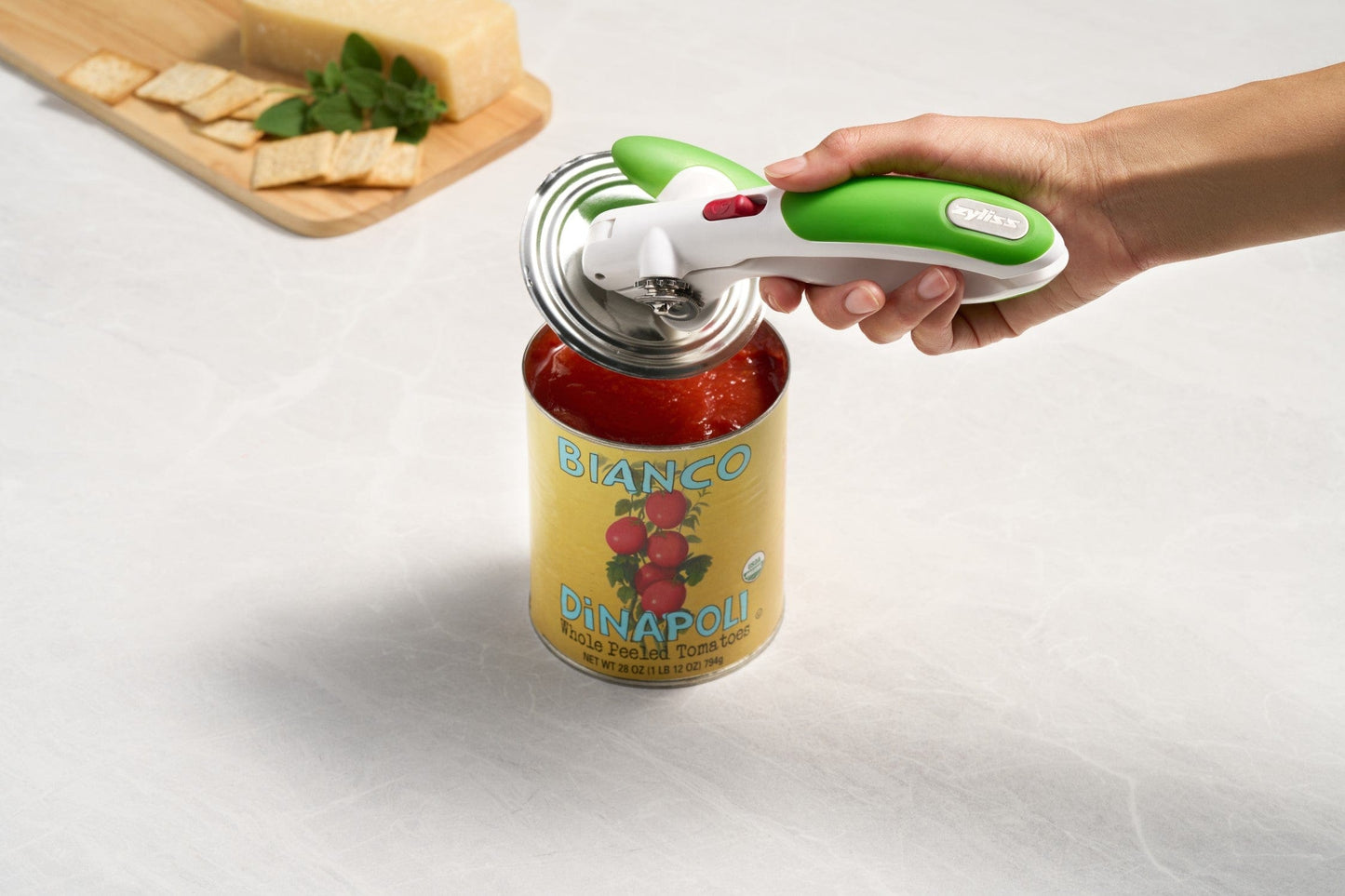 Lock lift can opener green