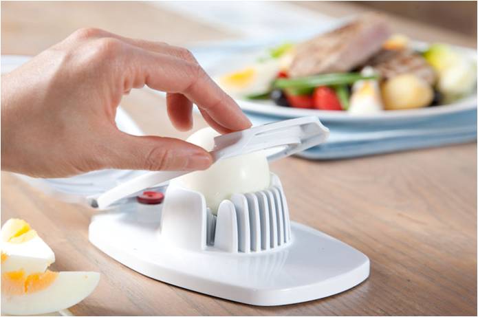 Egg cutter